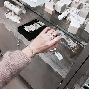 《不知身边是土豪》